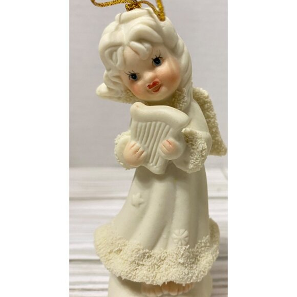 Vintage Angel Figurines Set Of 2 Ceramic Christmas Ornaments Flute & Harp Jade - Picture 4 of 7
